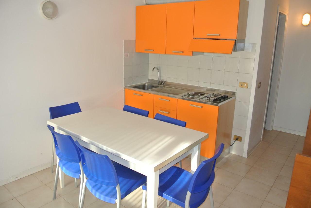 Villa Riviera 56 Линяно Сабиадоро Екстериор снимка
