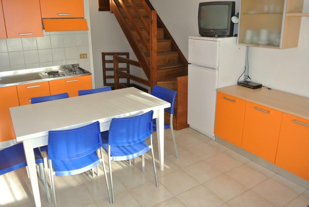 Villa Riviera 56 Линяно Сабиадоро Екстериор снимка
